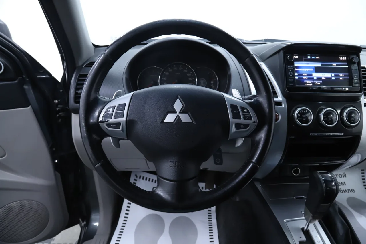Mitsubishi Pajero Sport