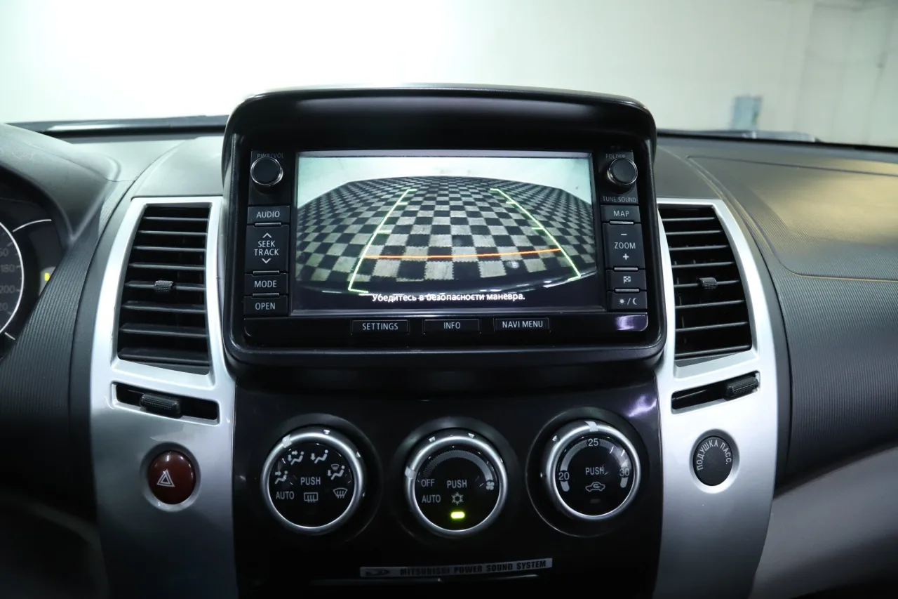 Mitsubishi Pajero Sport