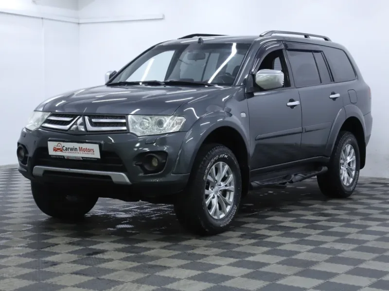 Mitsubishi Pajero Sport 2013