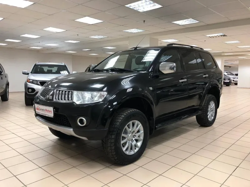 Mitsubishi Pajero Sport 2012