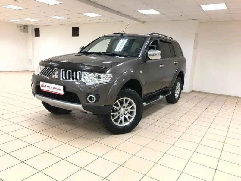 Mitsubishi Pajero Sport 2012