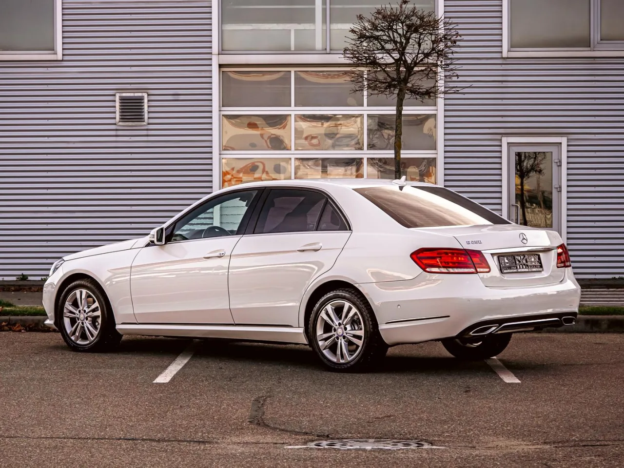 Mercedes-Benz E-Класс