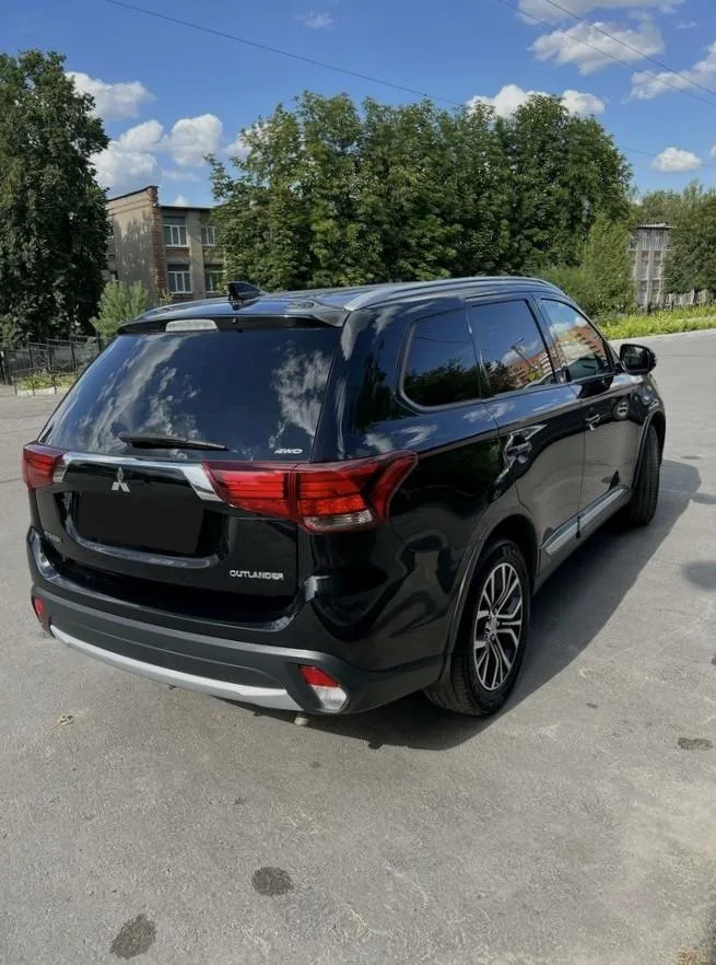 Mitsubishi Outlander