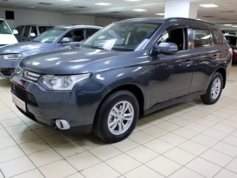 Mitsubishi Outlander 2013