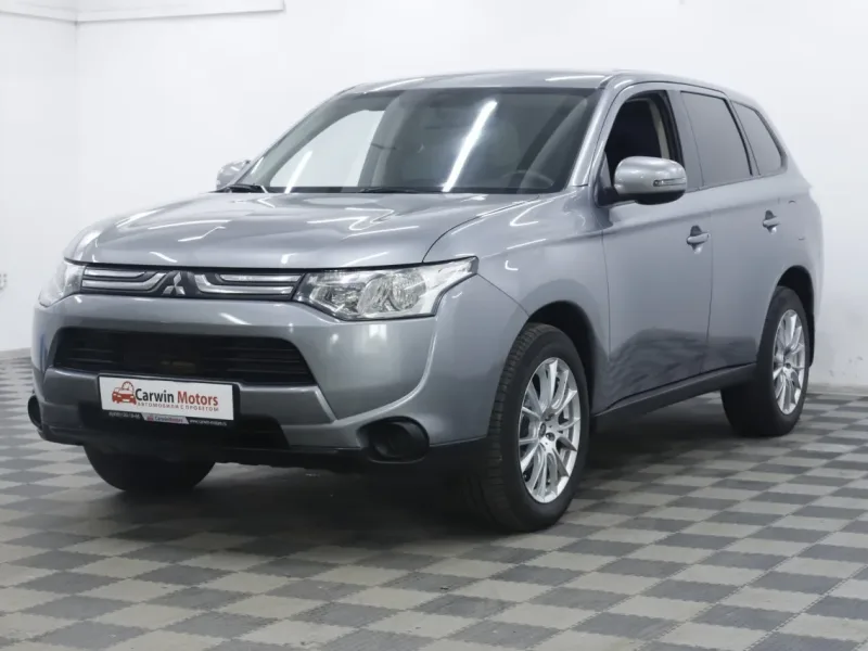 Mitsubishi Outlander 2012