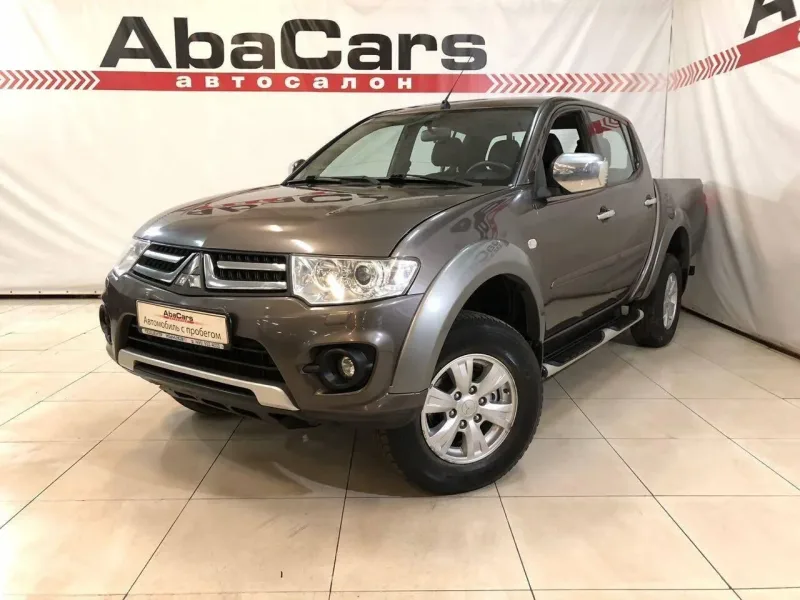 Mitsubishi L200 2014