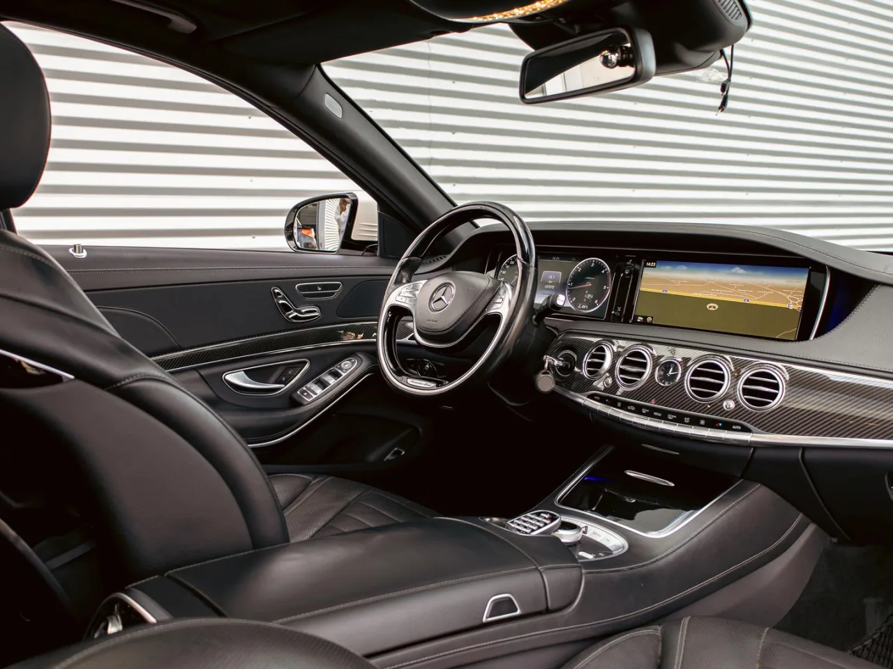 Mercedes-Benz S-Класс