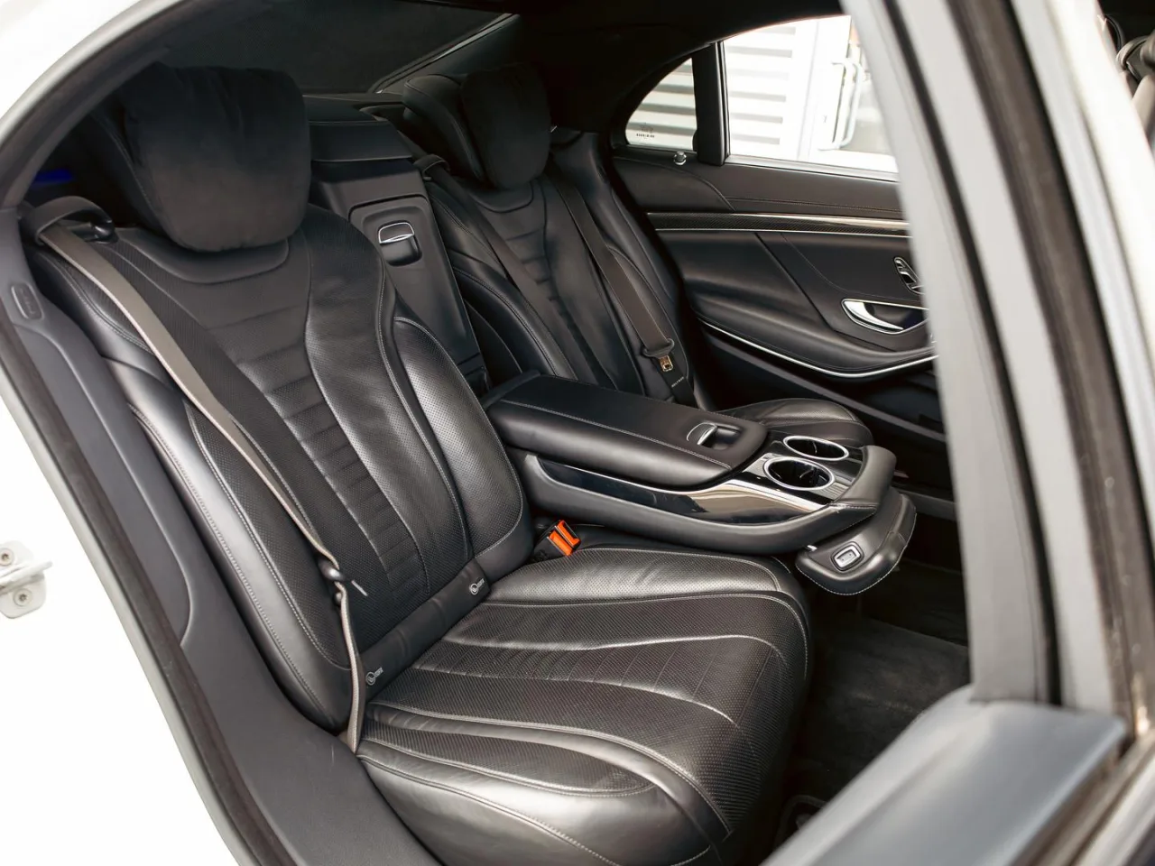 Mercedes-Benz S-Класс