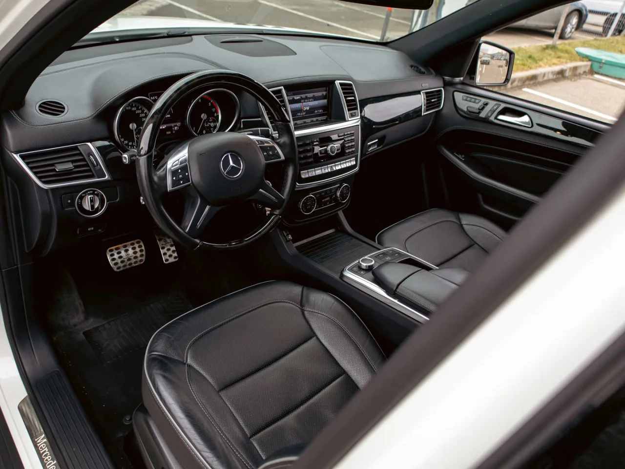 Mercedes-Benz M-Класс