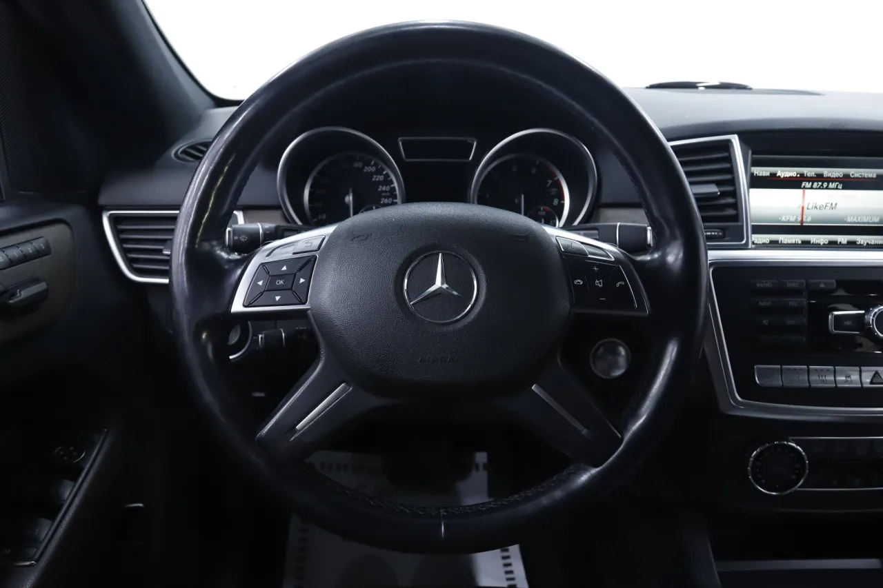 Mercedes-Benz M-Класс
