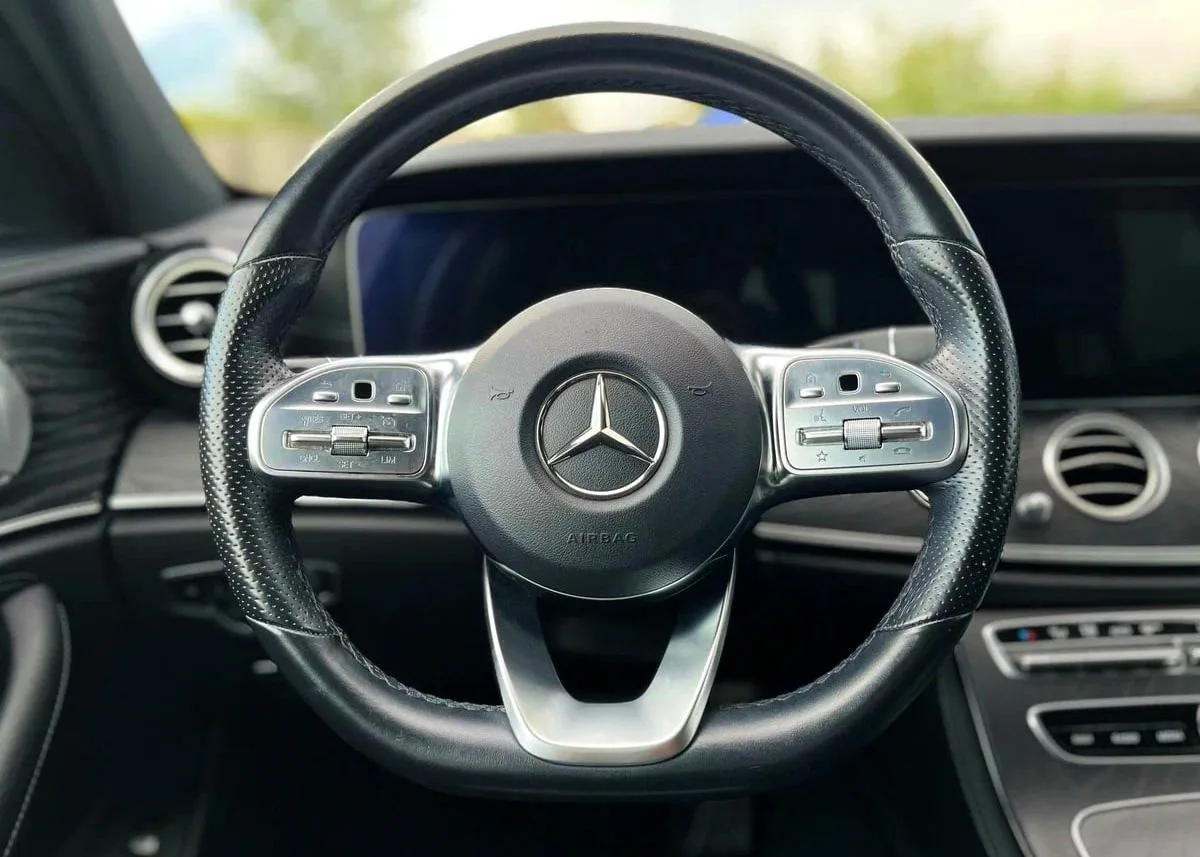 Mercedes-Benz E-Класс