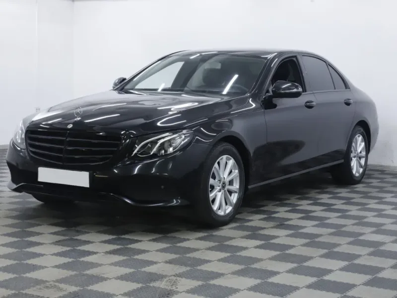 Mercedes-Benz E-Класс 2016