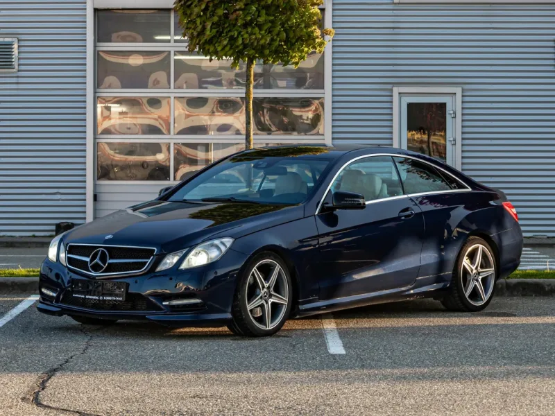 Mercedes-Benz E-Класс 2012