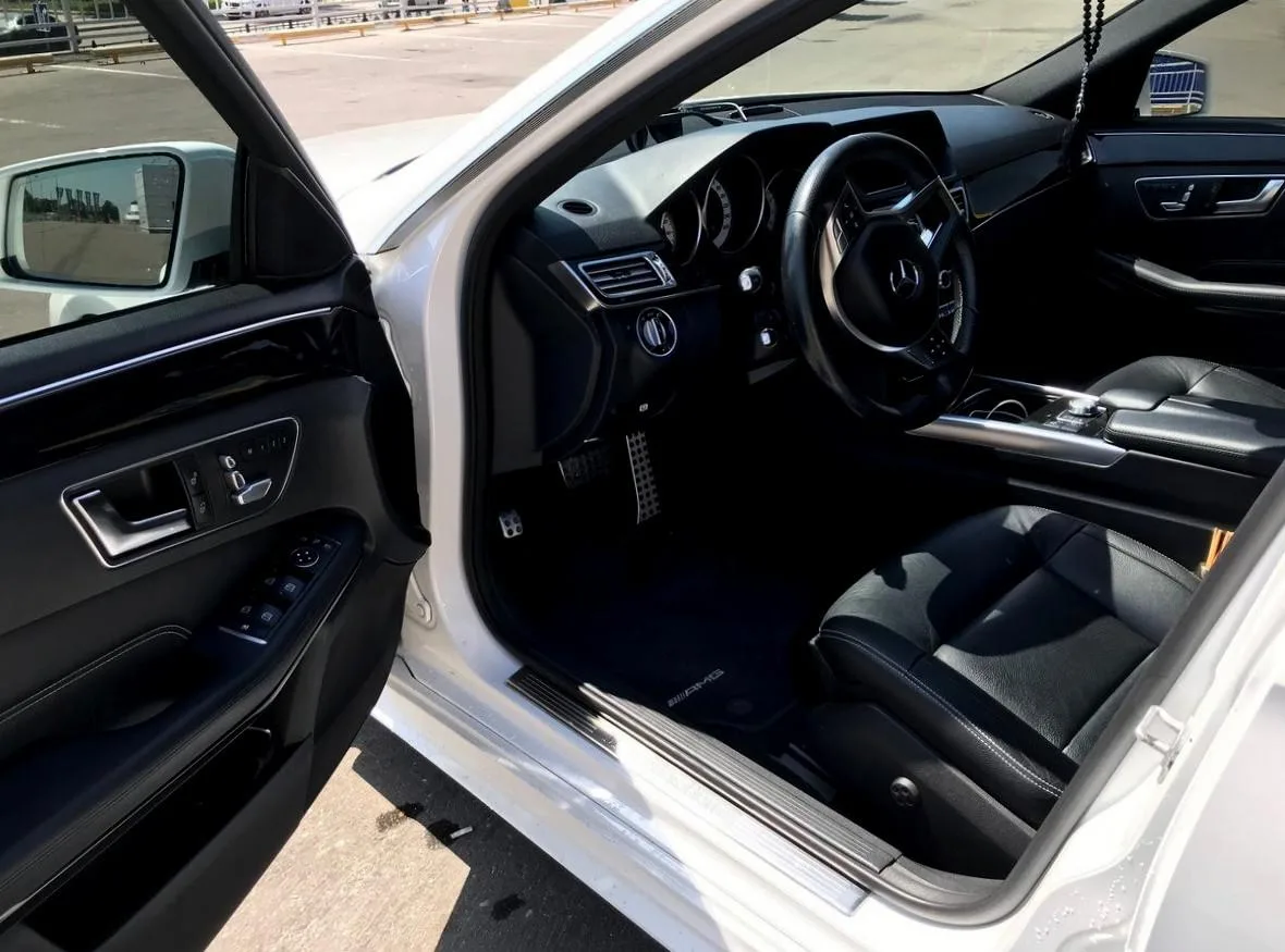 Mercedes-Benz E-Класс