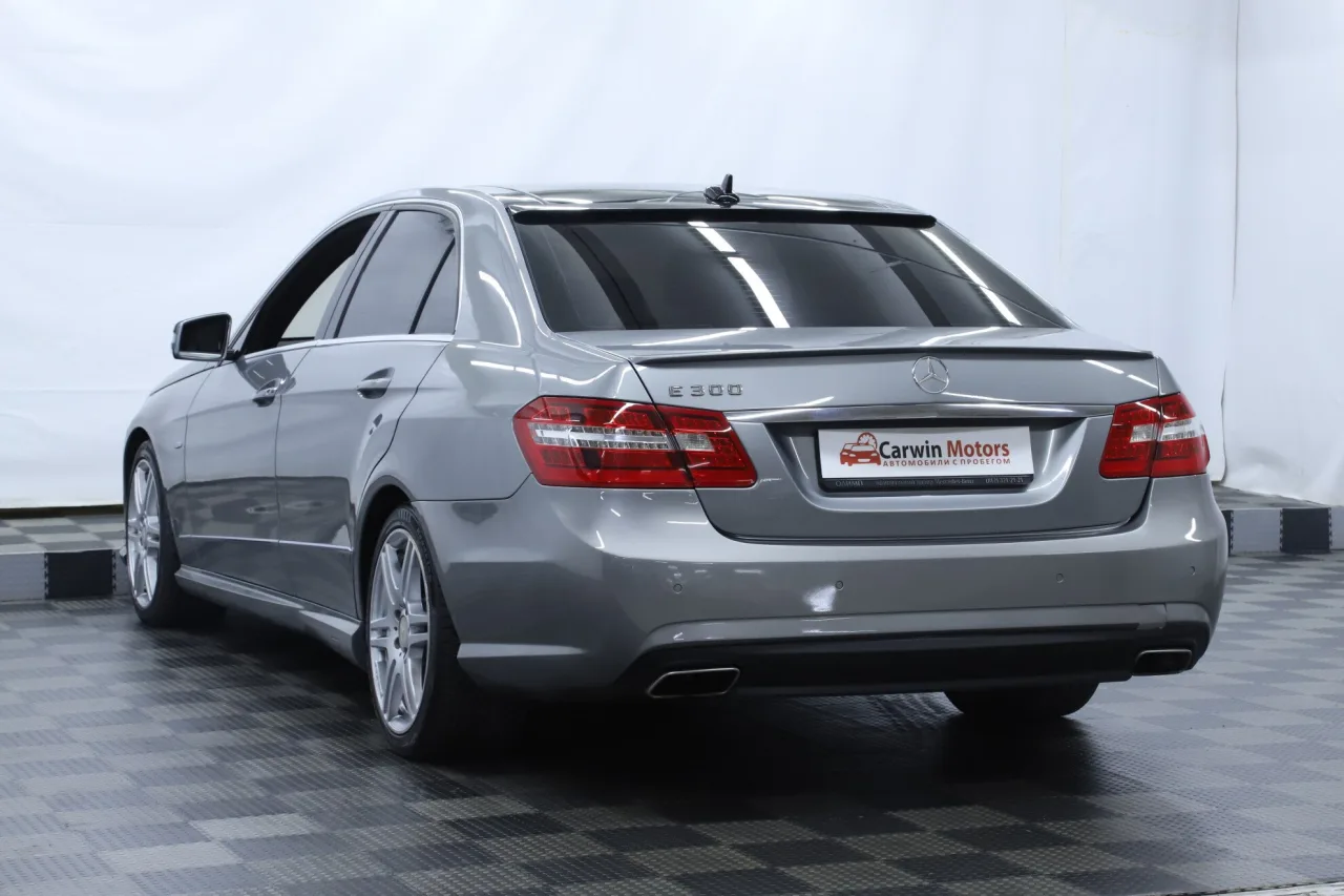 Mercedes-Benz E-Класс