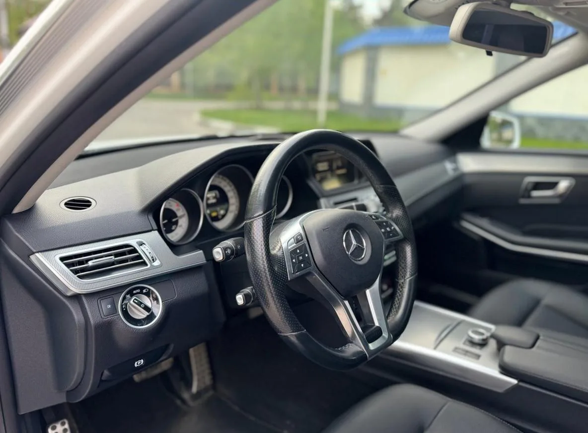 Mercedes-Benz E-Класс