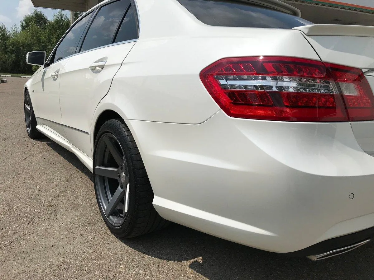 Mercedes-Benz E-Класс