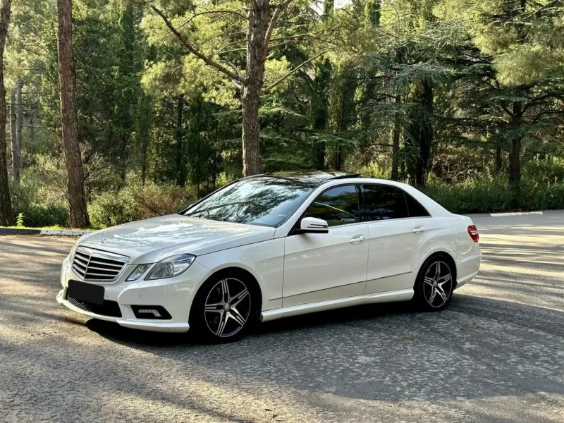 Mercedes-Benz E-Класс 2013
