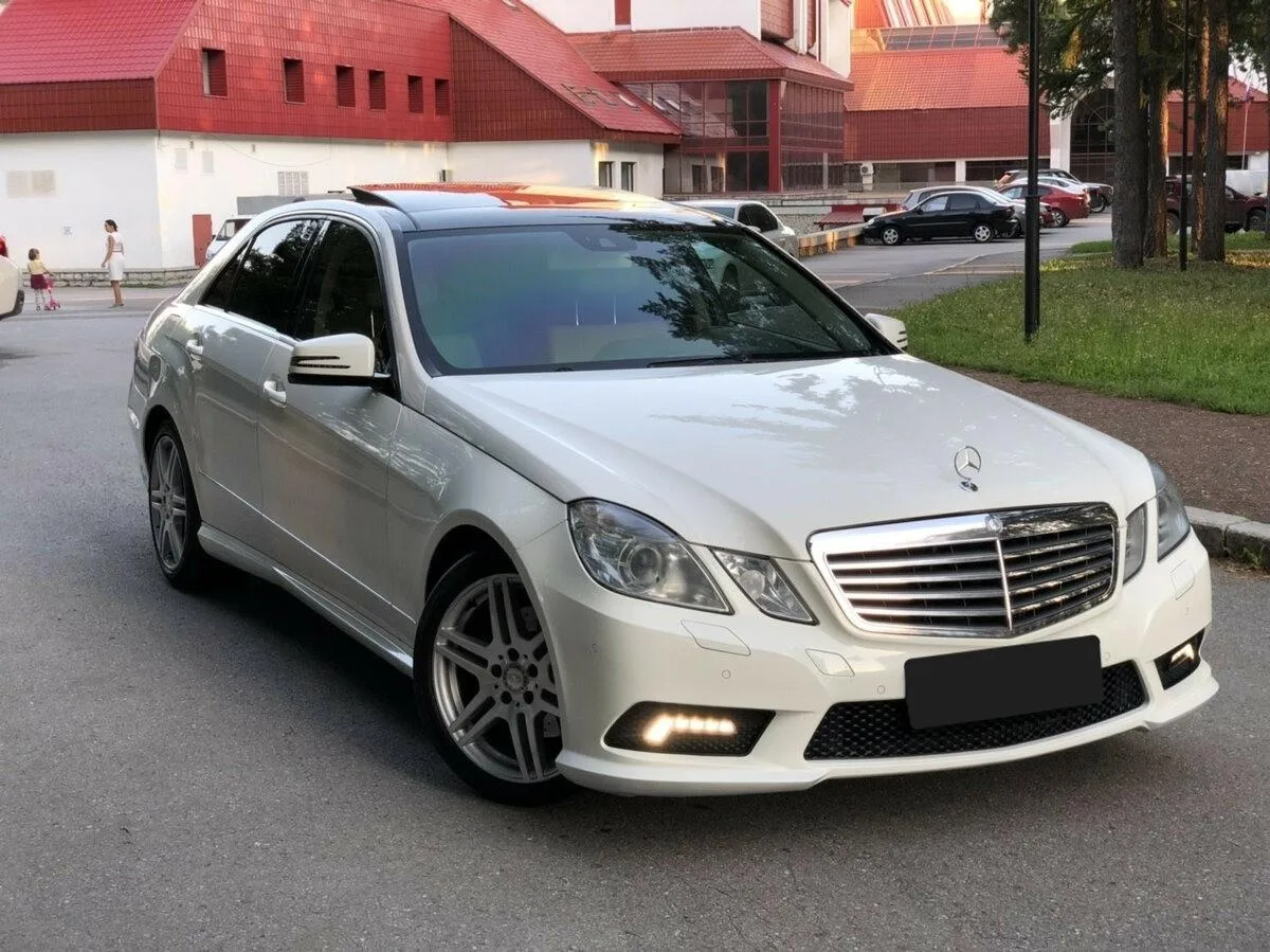 Mercedes-Benz E-Класс