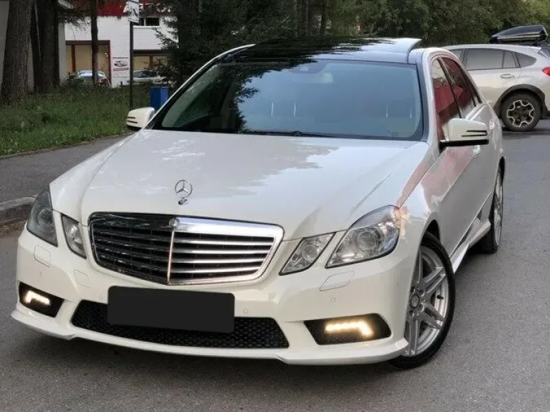 Mercedes-Benz E-Класс 2013
