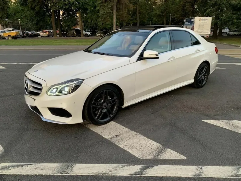 Mercedes-Benz E-Класс 2015