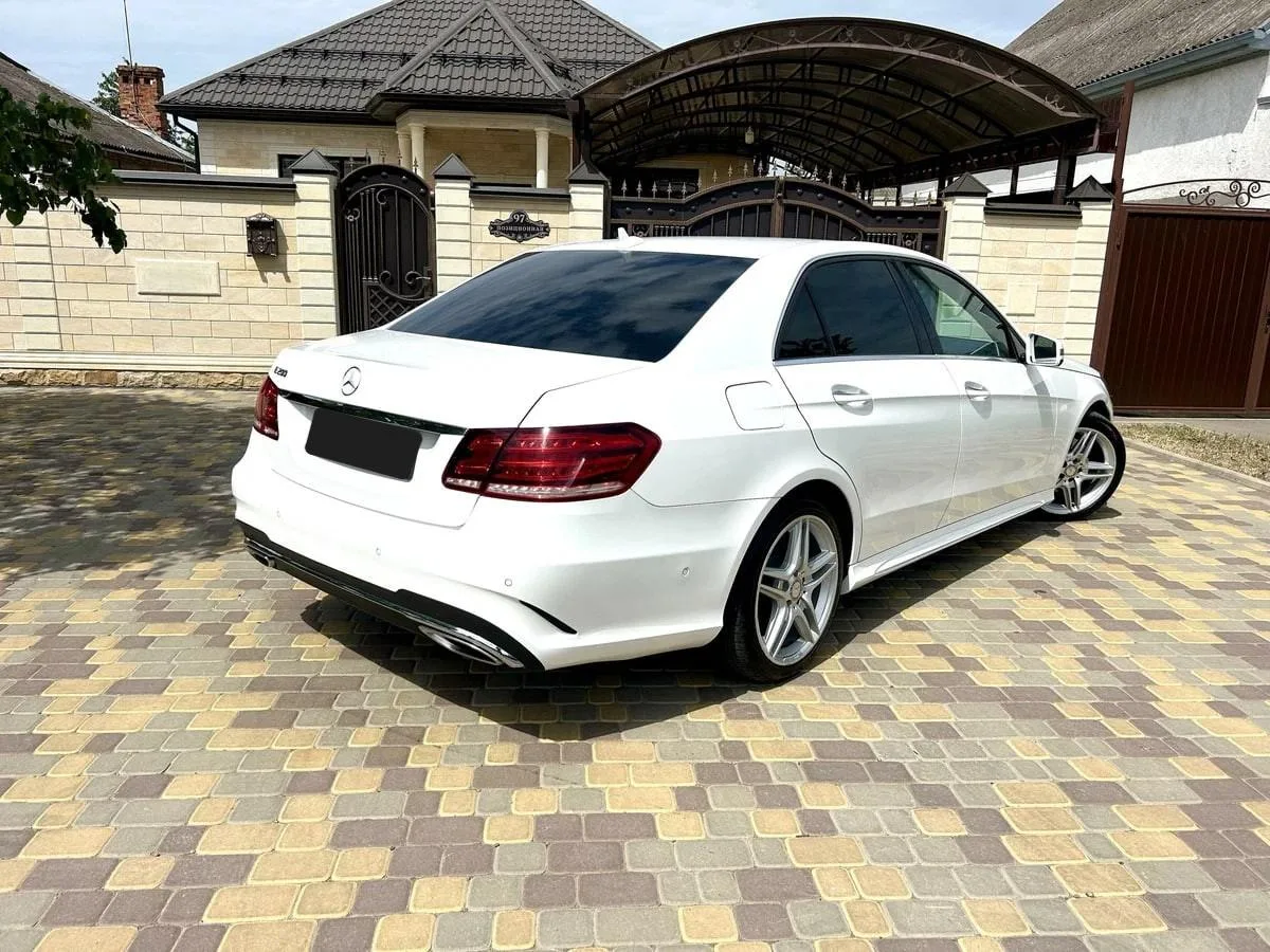 Mercedes-Benz E-Класс