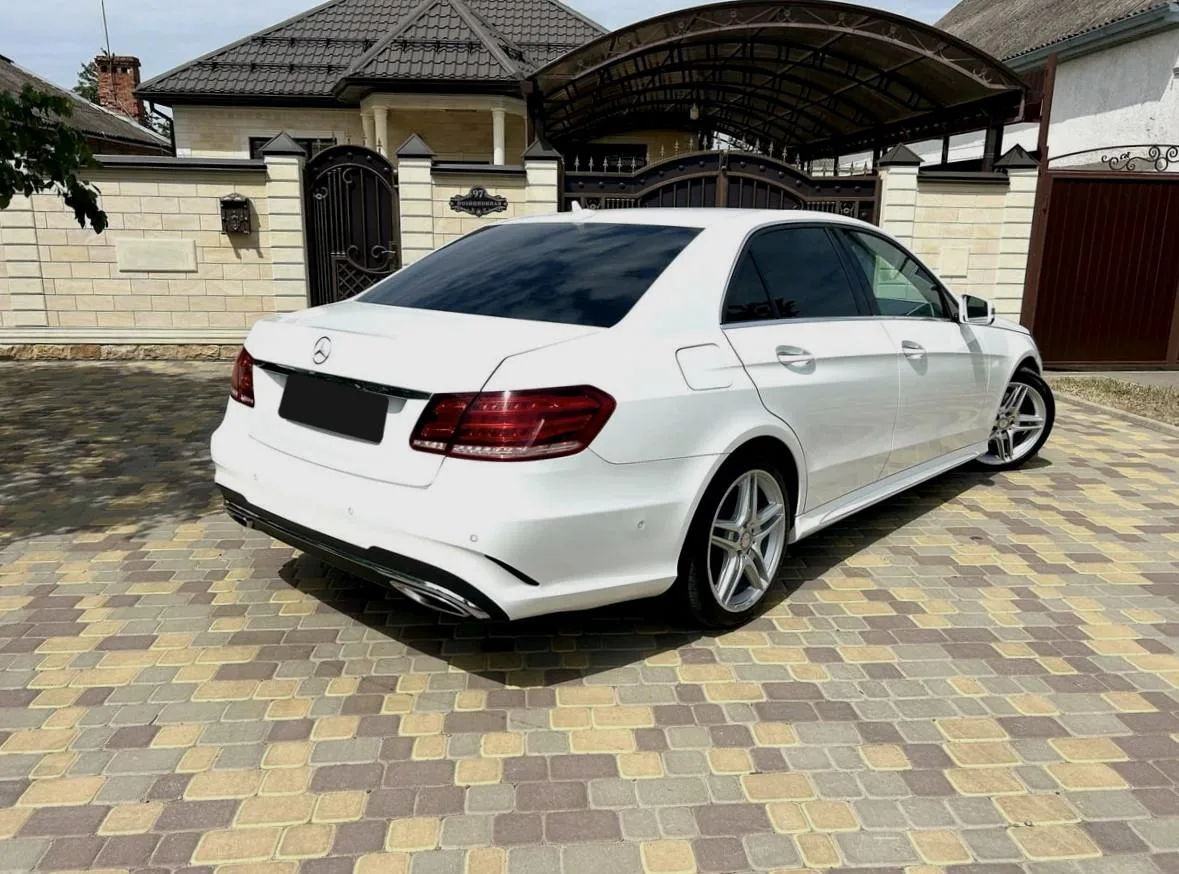 Mercedes-Benz E-Класс