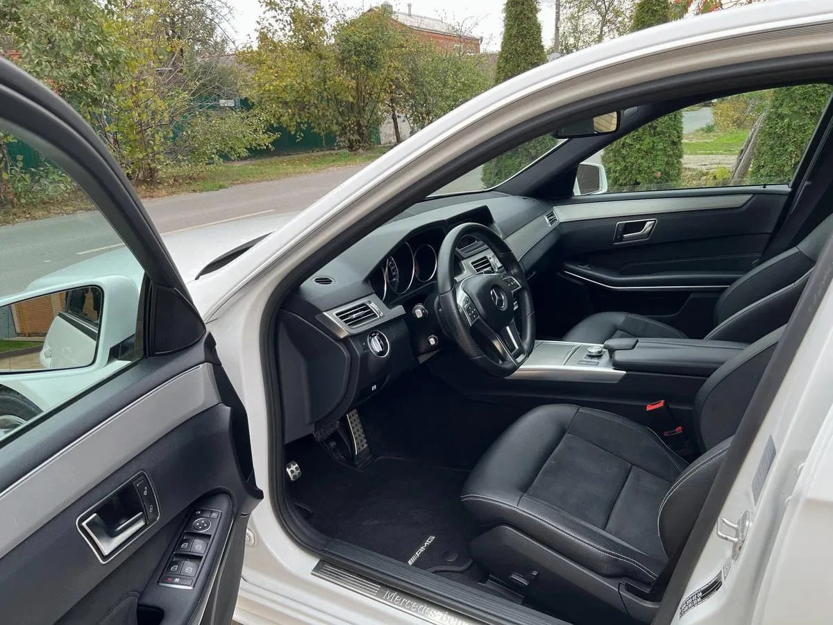 Mercedes-Benz E-Класс
