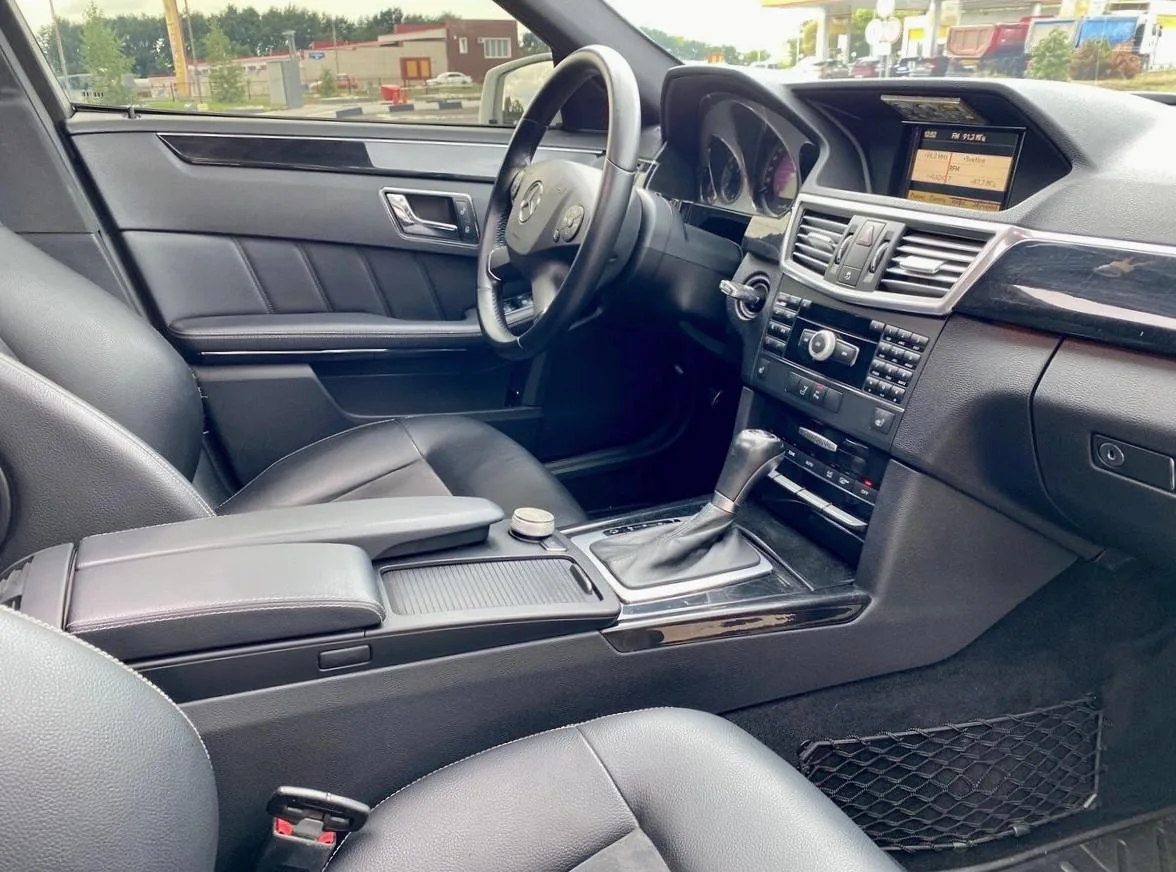 Mercedes-Benz E-Класс