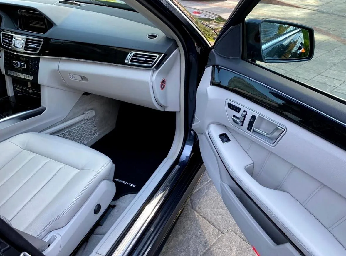 Mercedes-Benz E-Класс