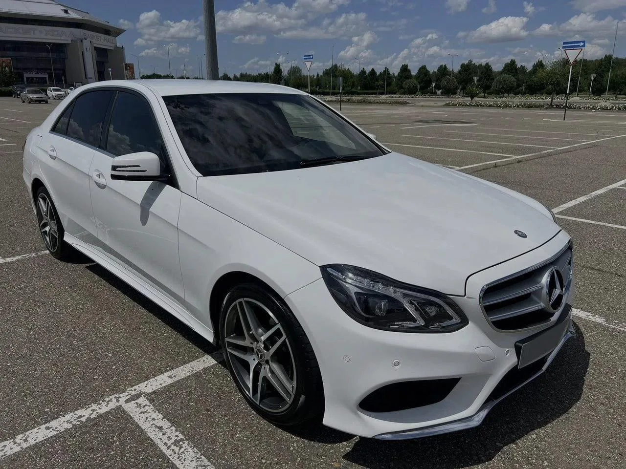 Mercedes-Benz E-Класс