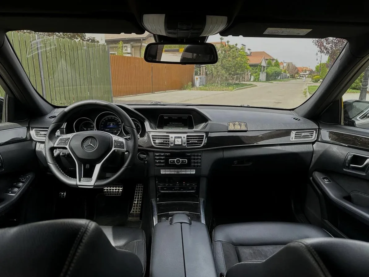 Mercedes-Benz E-Класс