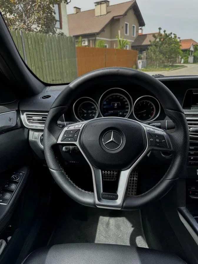 Mercedes-Benz E-Класс
