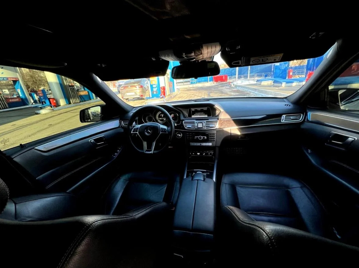 Mercedes-Benz E-Класс