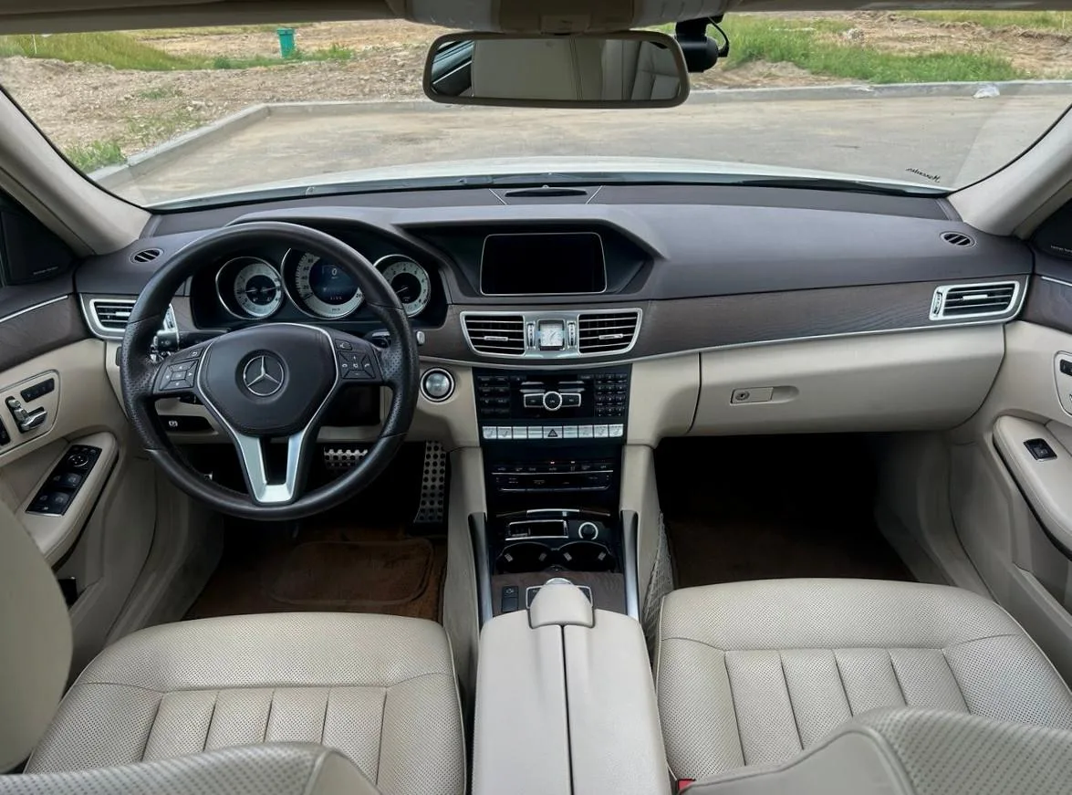 Mercedes-Benz E-Класс