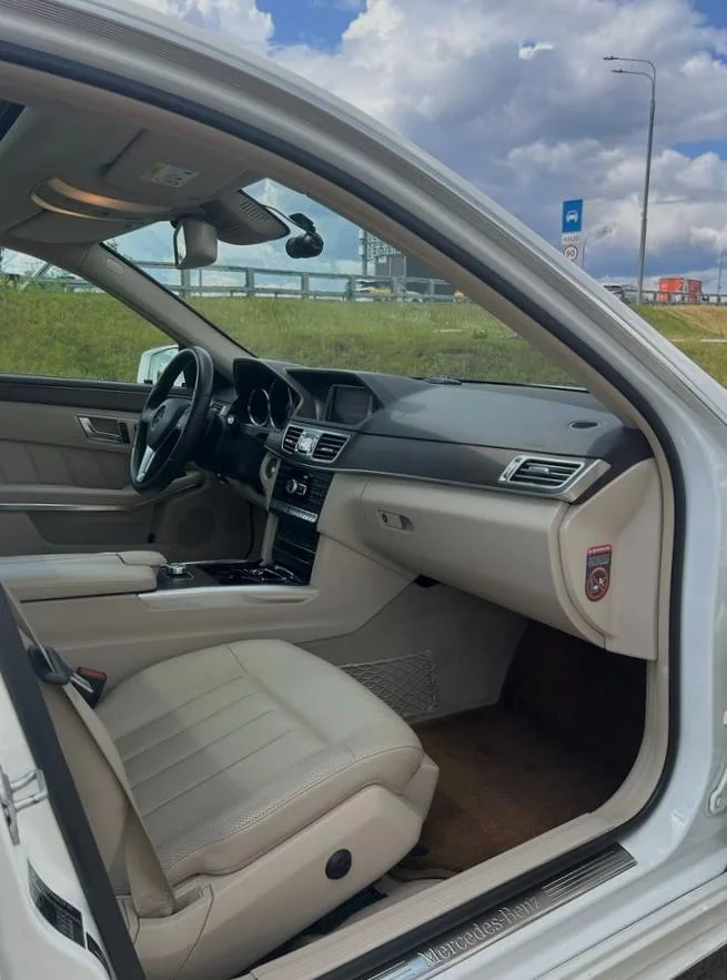Mercedes-Benz E-Класс