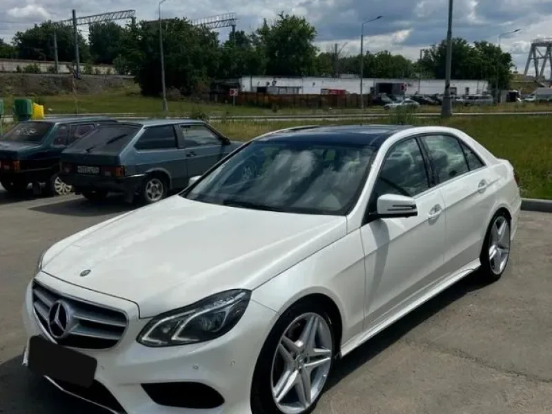 Mercedes-Benz E-Класс 2015