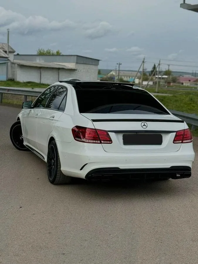 Mercedes-Benz E-Класс