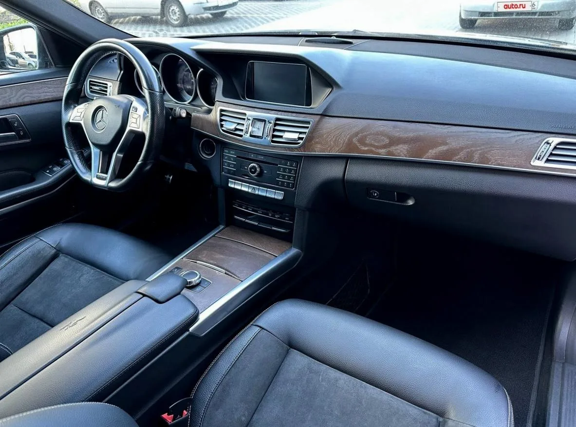 Mercedes-Benz E-Класс