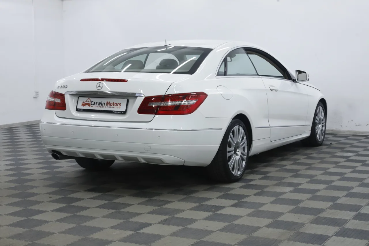 Mercedes-Benz E-Класс