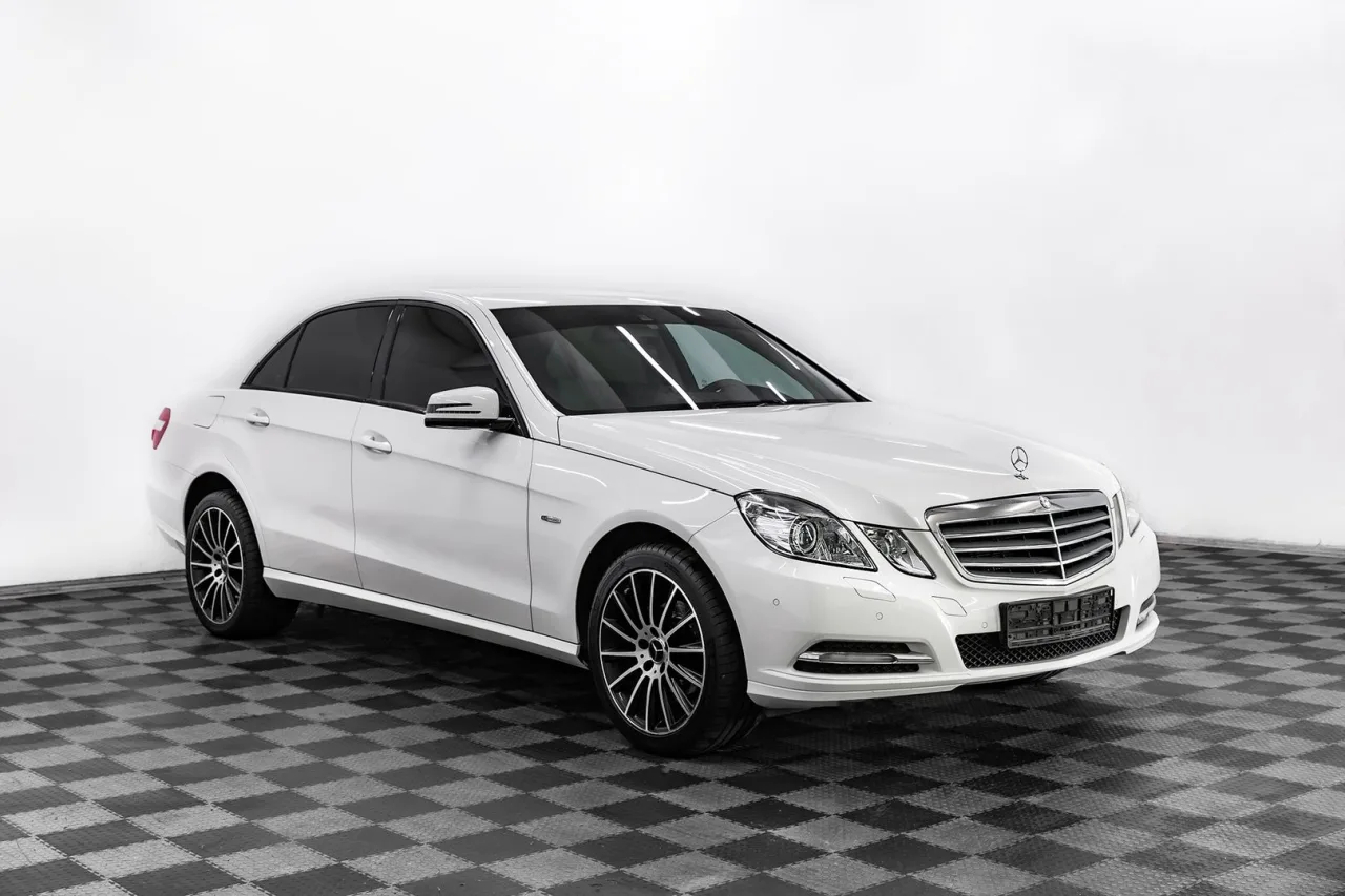 Mercedes-Benz E-Класс