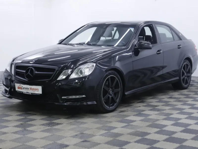 Mercedes-Benz E-Класс 2012