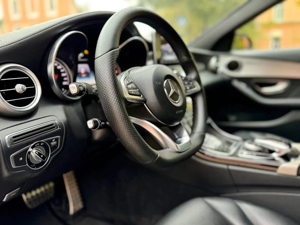Mercedes-Benz C-Класс
