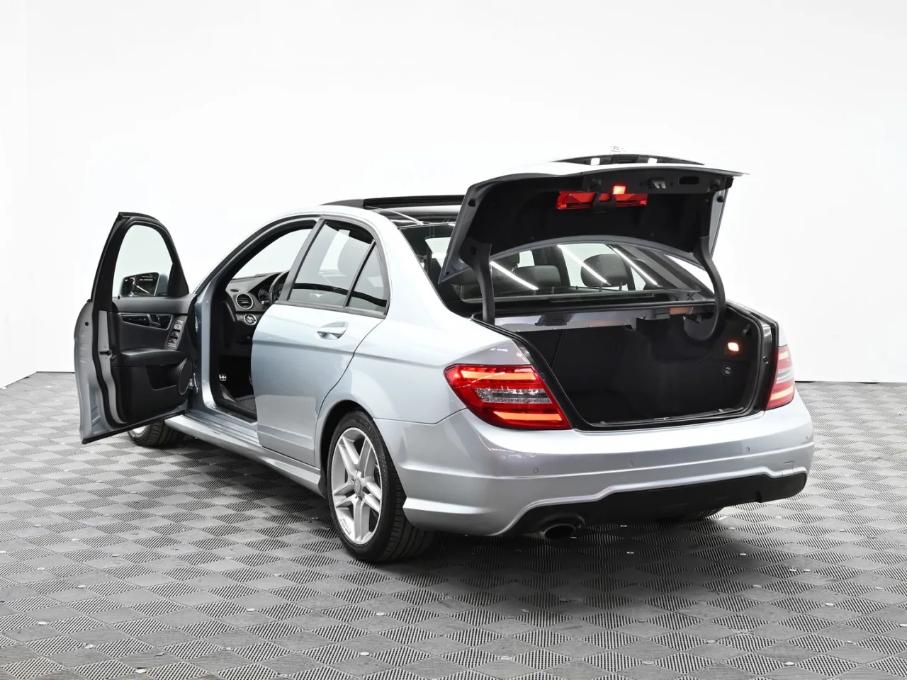 Mercedes-Benz C-Класс