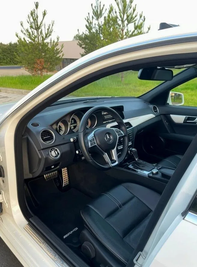Mercedes-Benz C-Класс