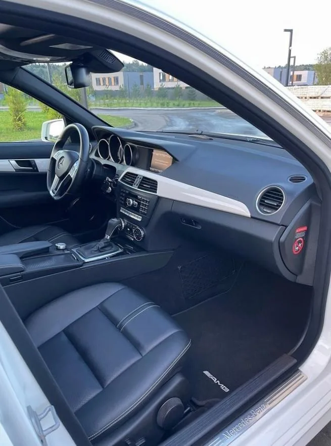 Mercedes-Benz C-Класс