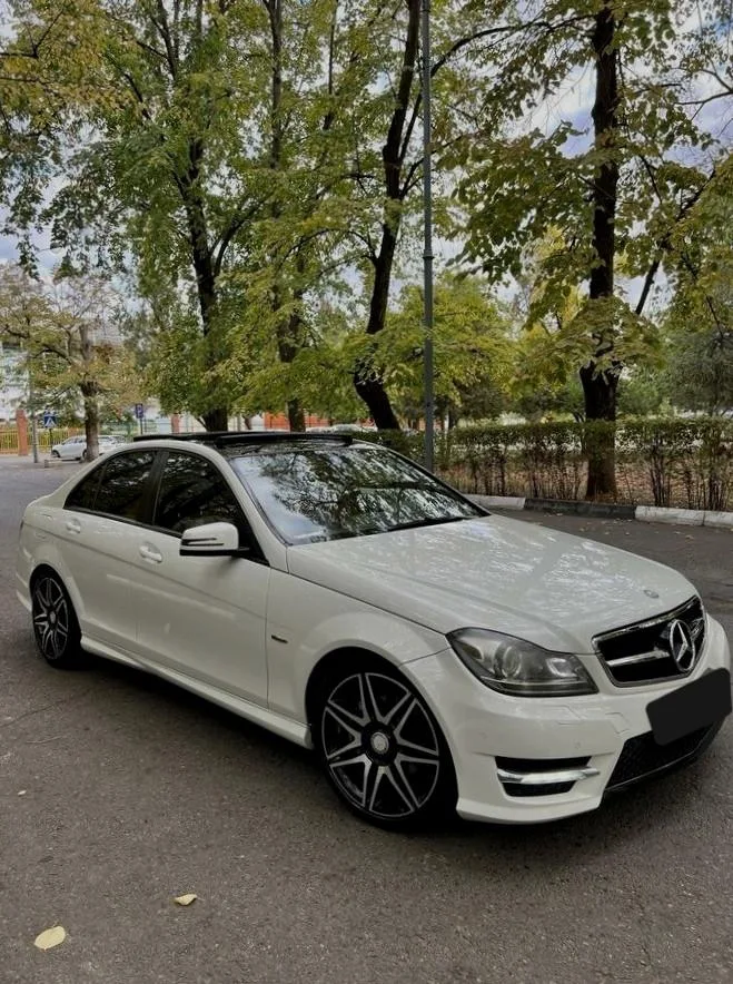 Mercedes-Benz C-Класс