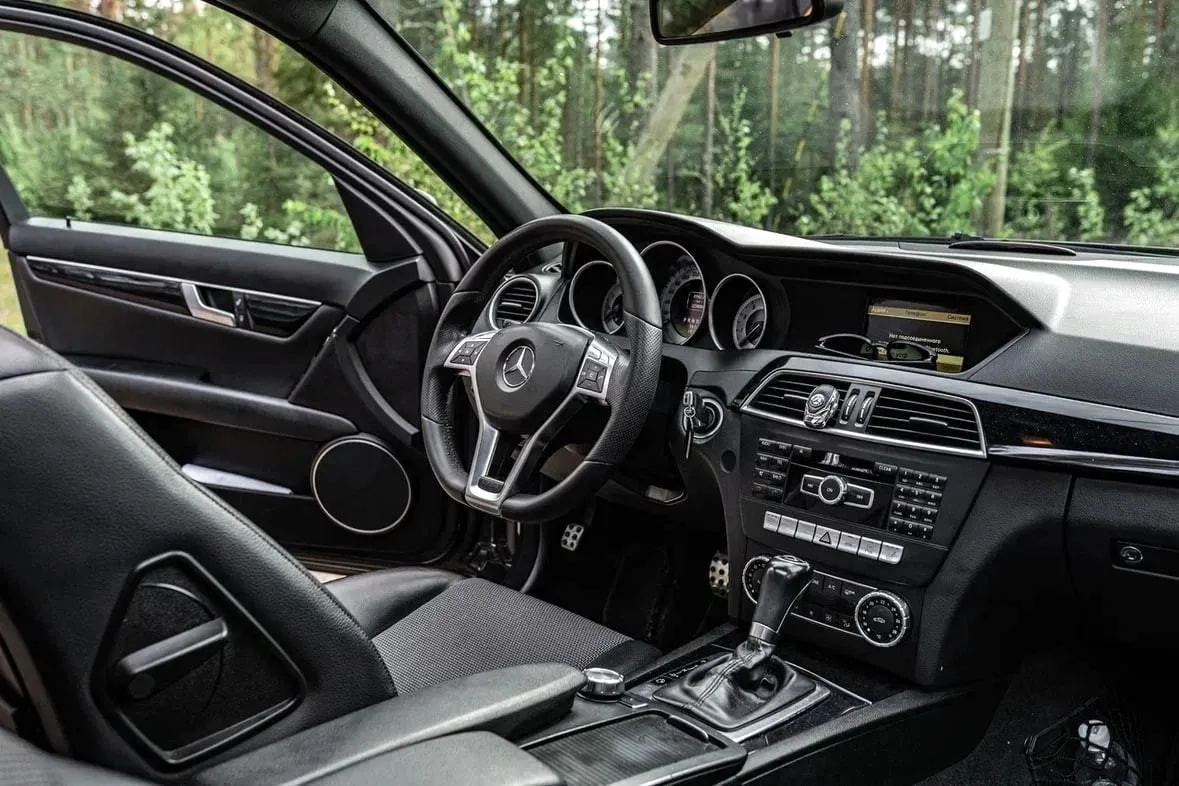 Mercedes-Benz C-Класс