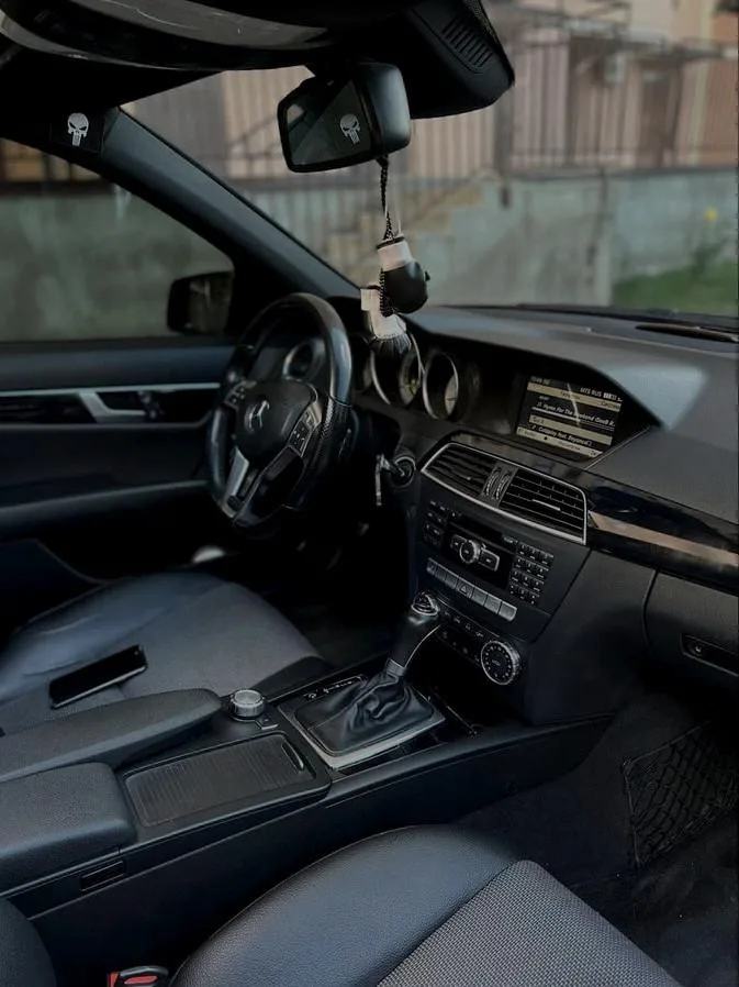 Mercedes-Benz C-Класс