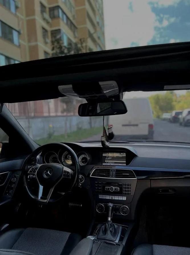 Mercedes-Benz C-Класс